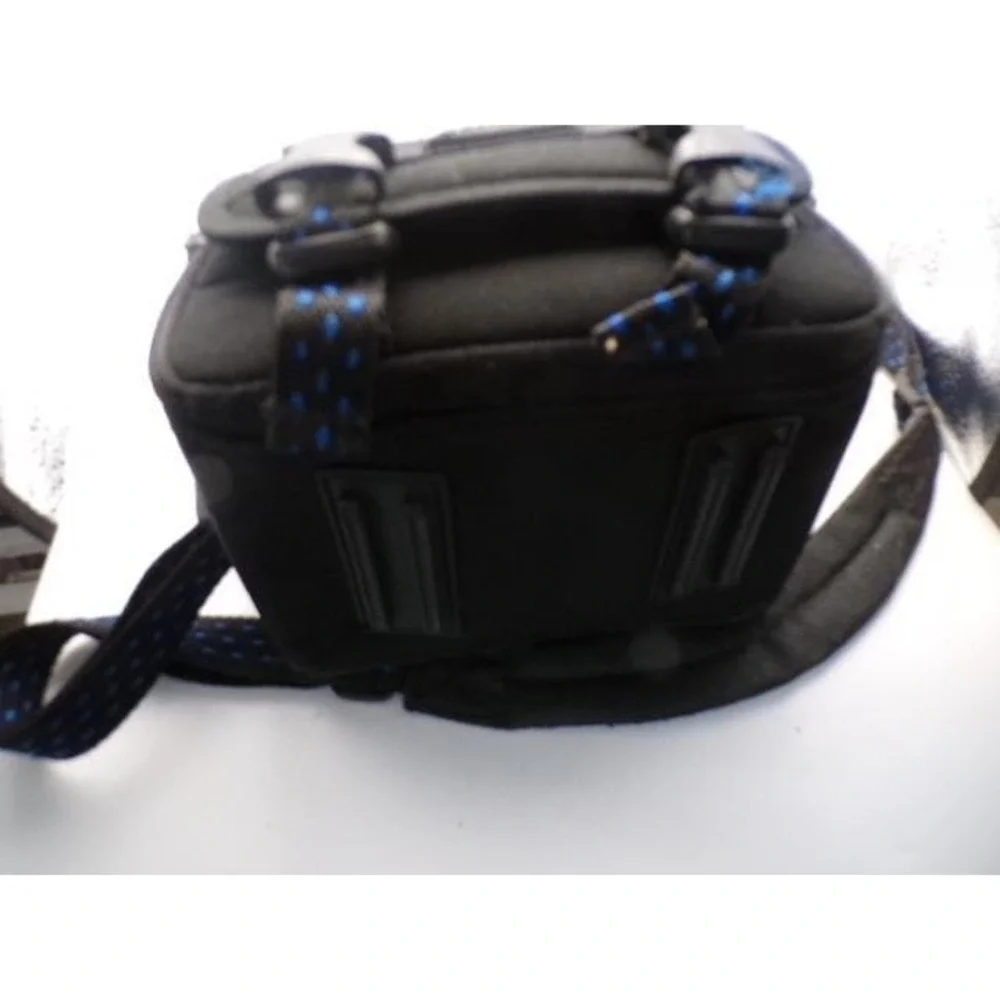 Samsonite‎ Black Camera Bag Case Padded Adjustable Strap Small Travel
